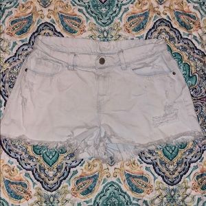 Rue 21 light jean colored shorts